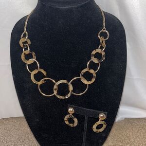 Sparkle & Bling Gold-Tone Black Tortoise Chunky Chain Necklace Earring Set- OSFM